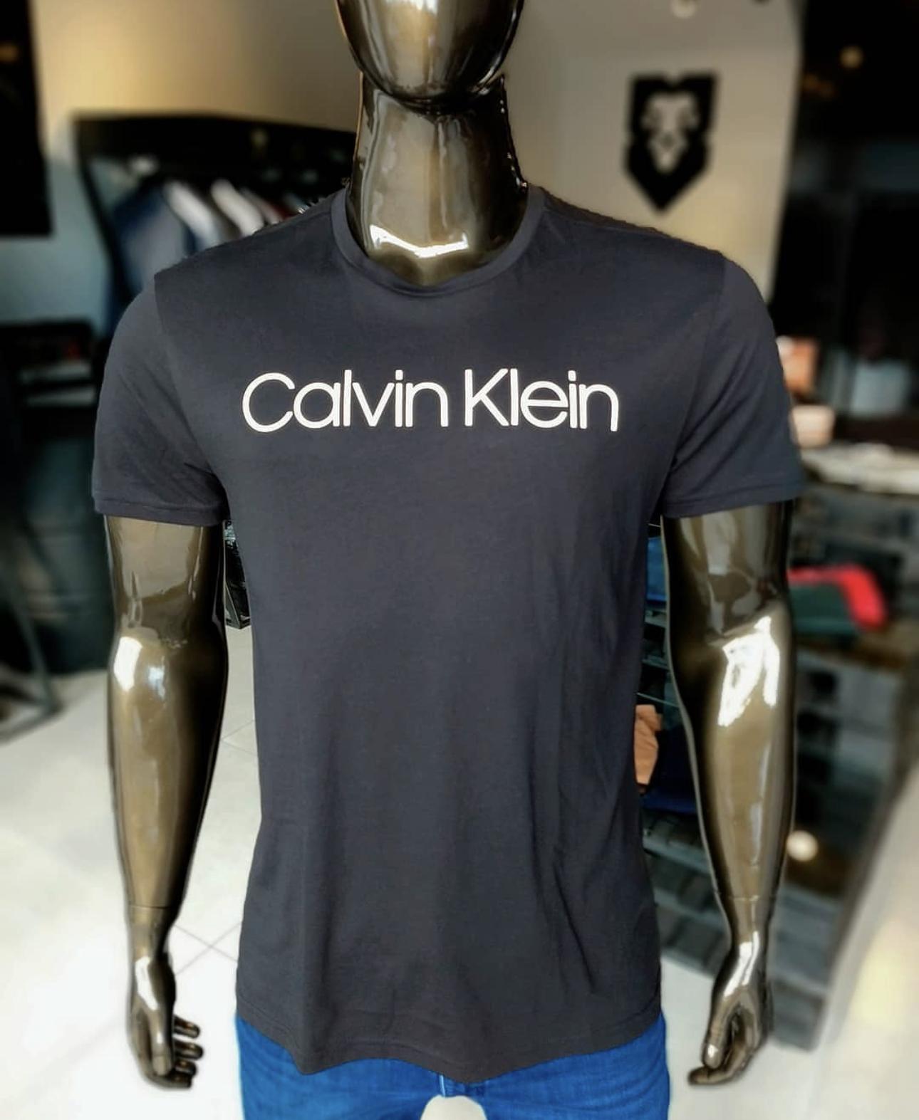 T122 CALVIN KLEIN MAVRO